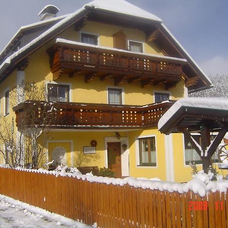 Haus Dorfer Bed & Breakfast Mariapfarr Dış mekan fotoğraf