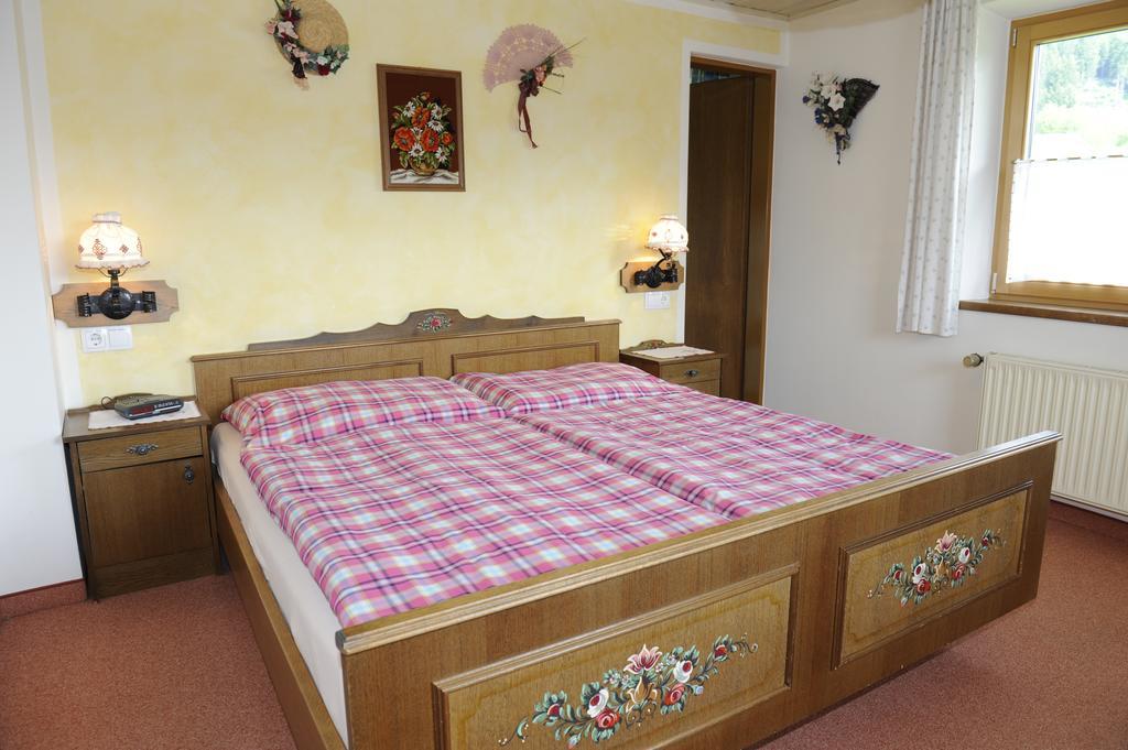 Haus Dorfer Bed & Breakfast Mariapfarr Dış mekan fotoğraf