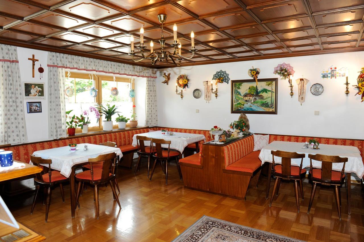 Haus Dorfer Bed & Breakfast Mariapfarr Dış mekan fotoğraf